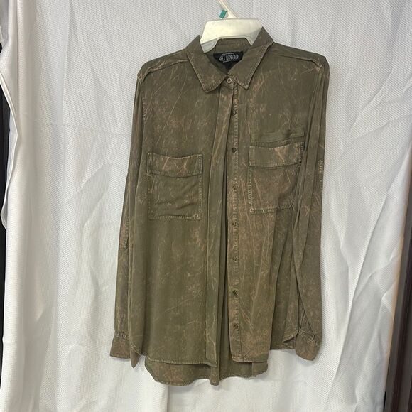 Sweet Wanderer Olive Button Down Shirt - Picture 1 of 5